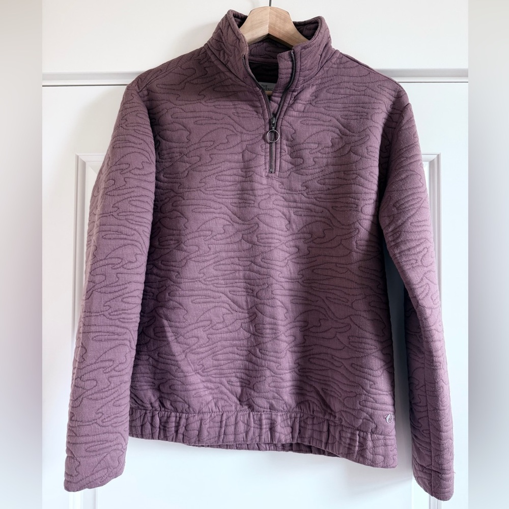 The American Outdoorsman Women's Pullover